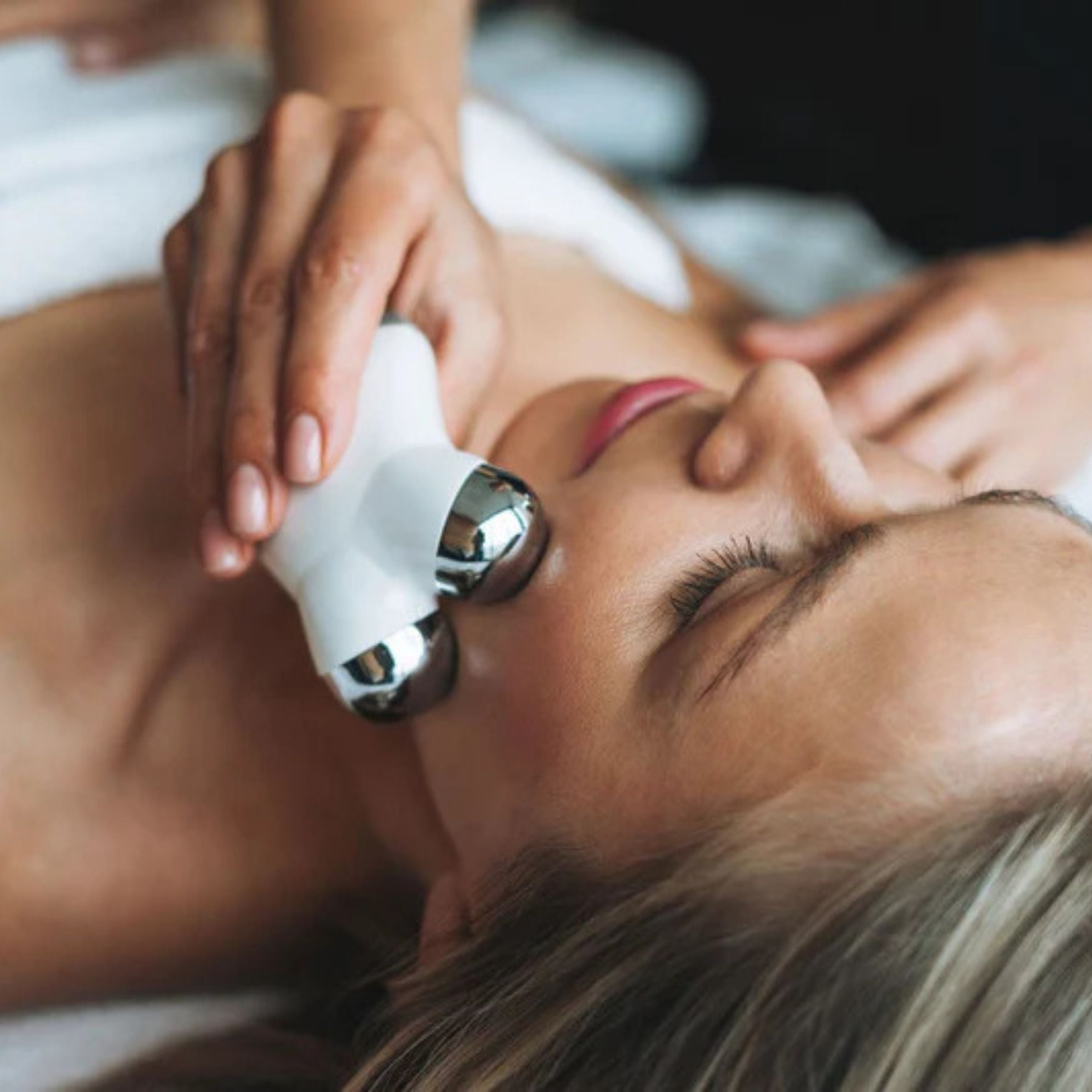 Appareil de Beauté Micro-Courant Raffermissant et Tonififiant