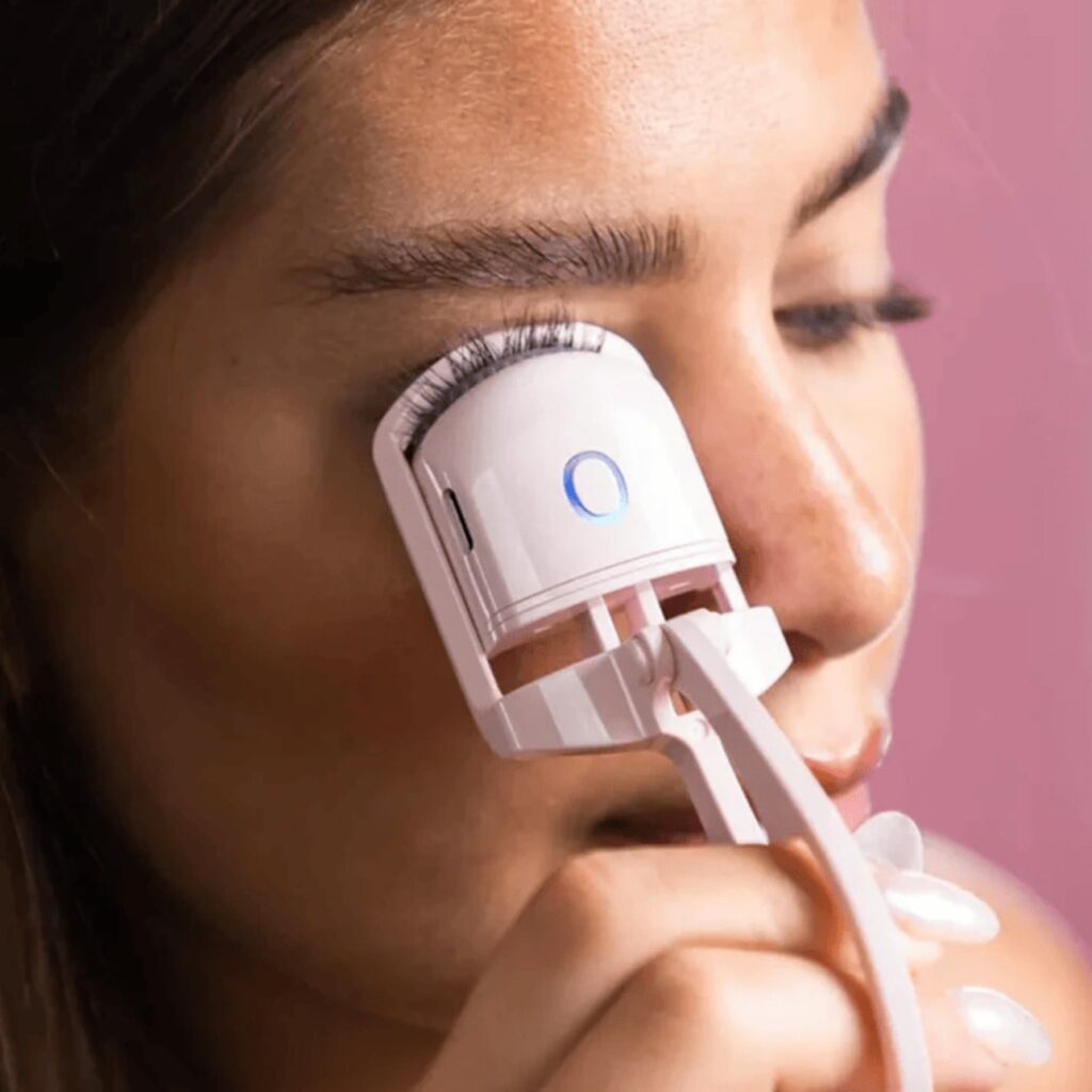 Recourbe-cils regard intense Chauffant - rechargeable